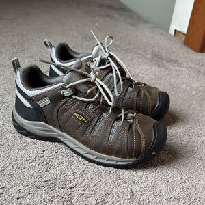 Keen ReGen Steel Toe Metatomical Footbed Oil/Slip Resistant Shoes SIZE 8.5W